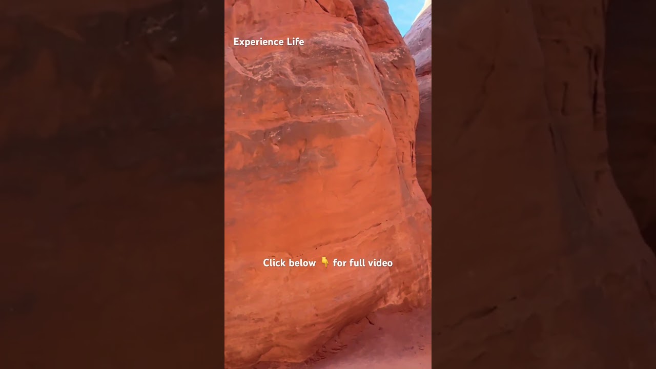 Sand Dune Arch Delight: 360&deg; Views and Red Sand Adventures at Arches National Park