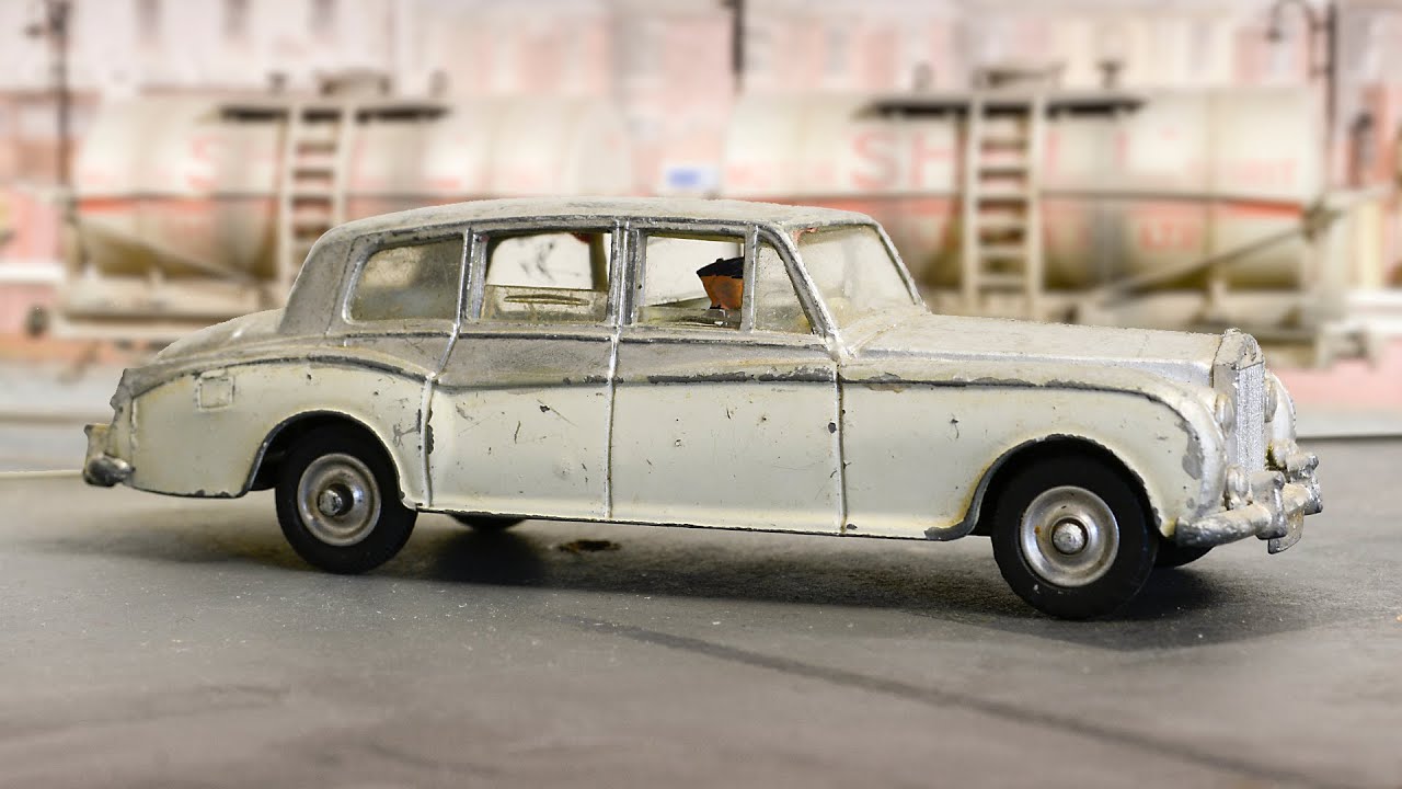DINKY TOYS RESTORATION ROLLS ROYCE PHANTOM V