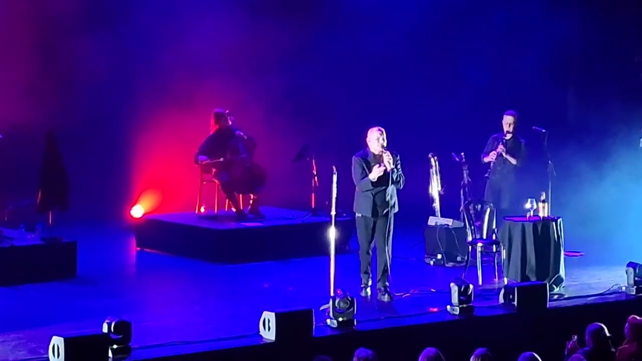 Gavin Friday - Port of Amsterdam (Jacques Brel song) [Carré Amsterdam 24th February 2026]