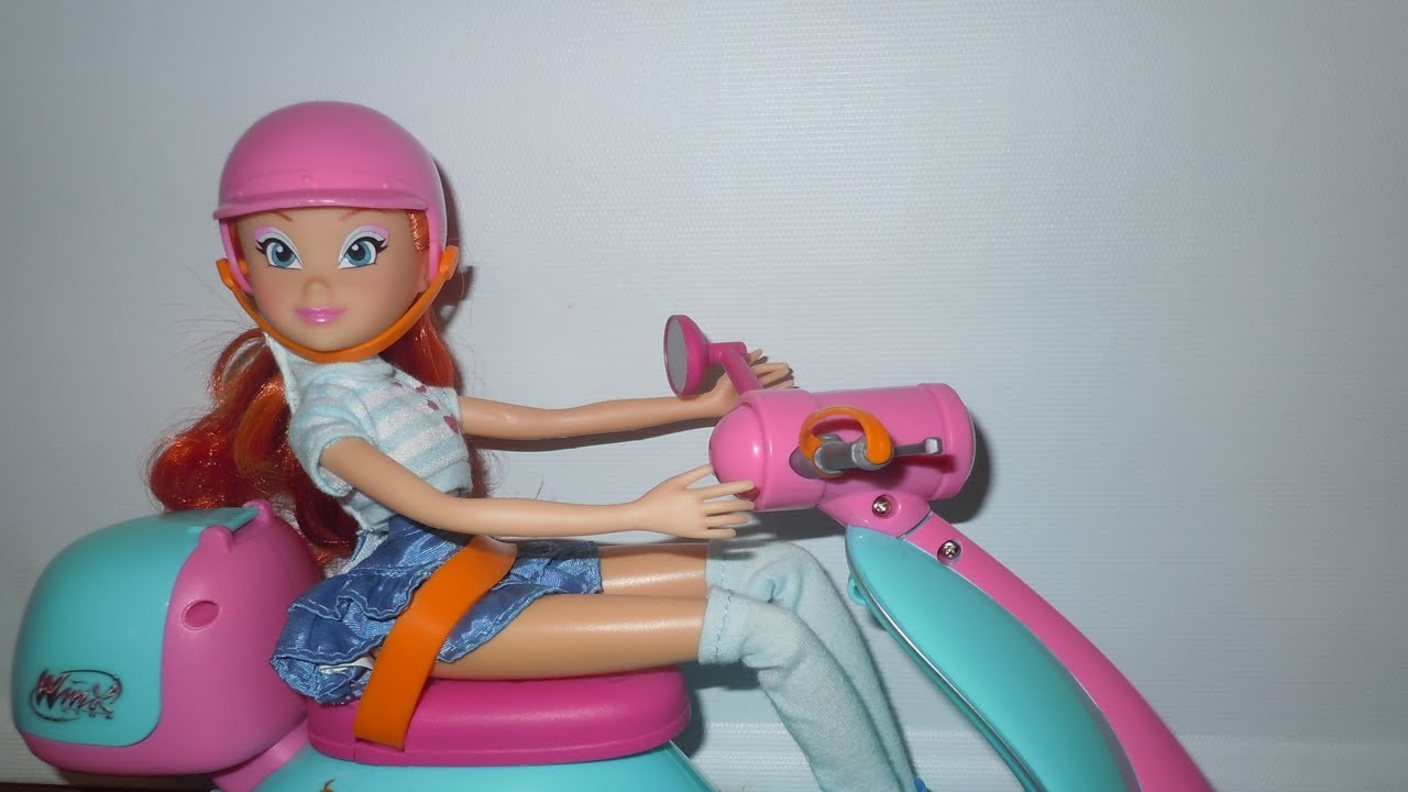 Winx Club: Bloom and her Scooter Doll Review! Witty Toys!