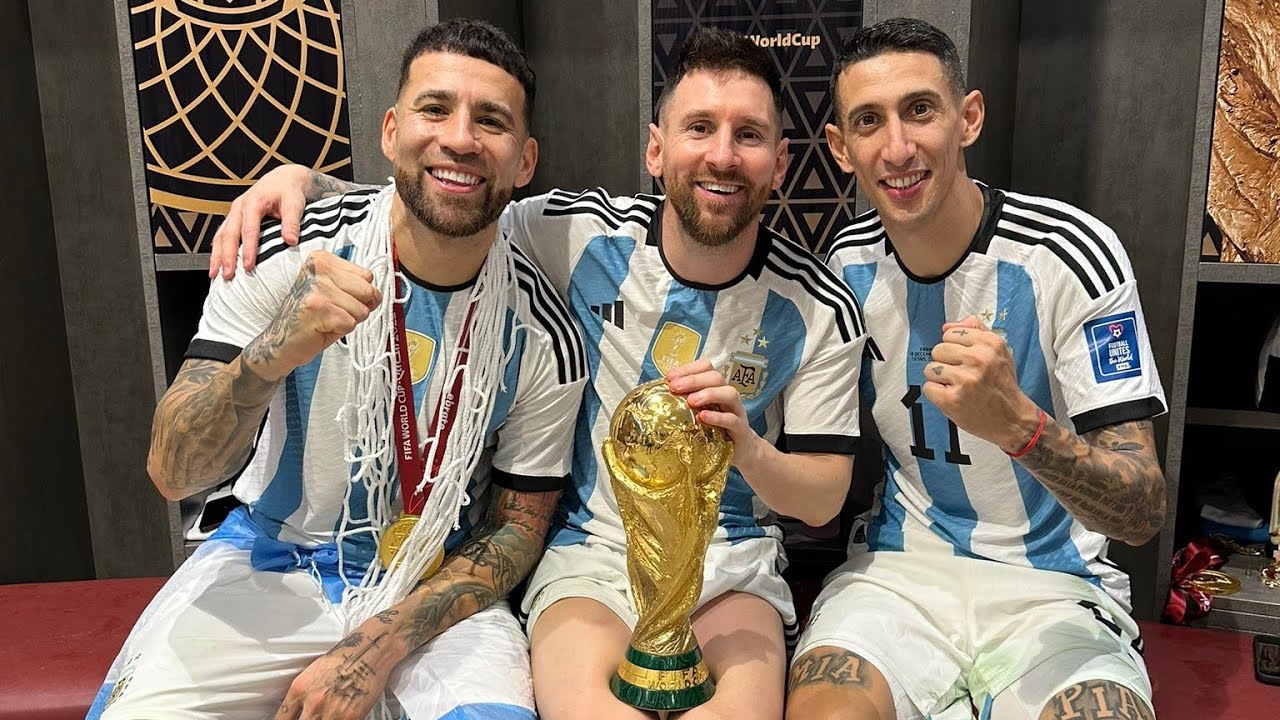 TODOS los FESTEJOS de los JUGADORES de ARGENTINA tras salir CAMPEÓN del MUNDIAL de QATAR 2022🇦🇷⚽