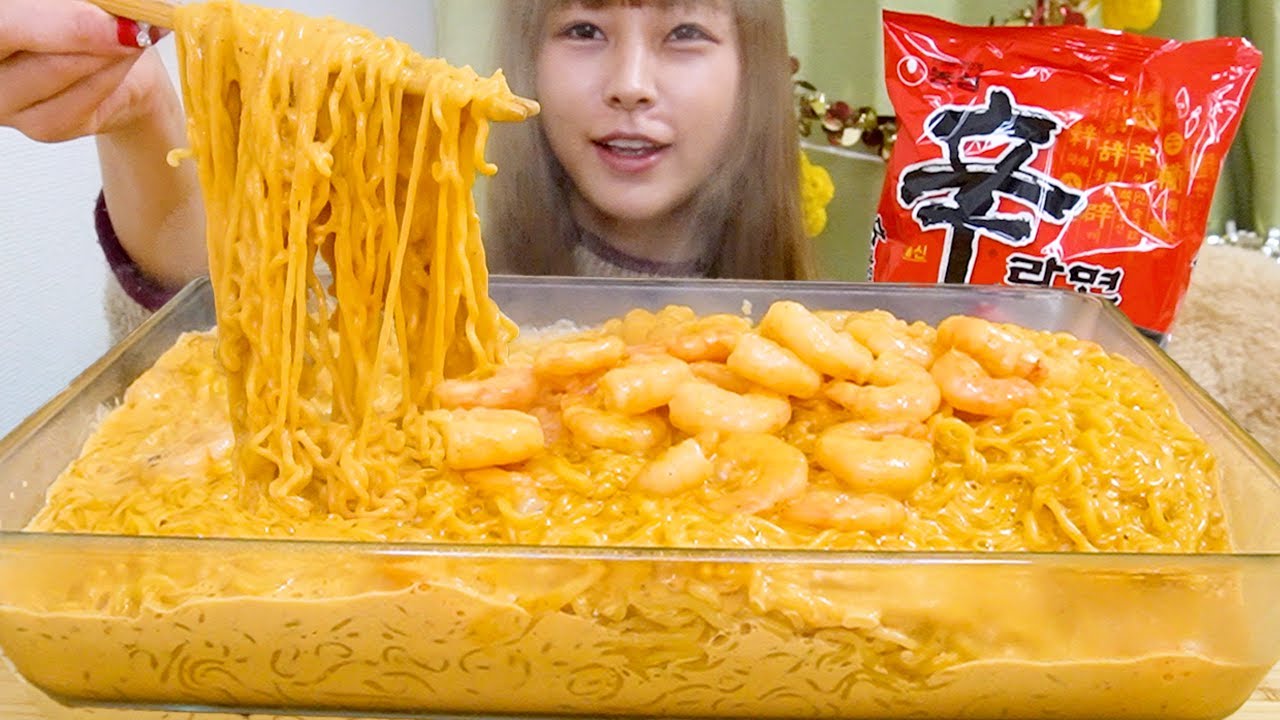 【大食い】海老クリーム辛ラーメン