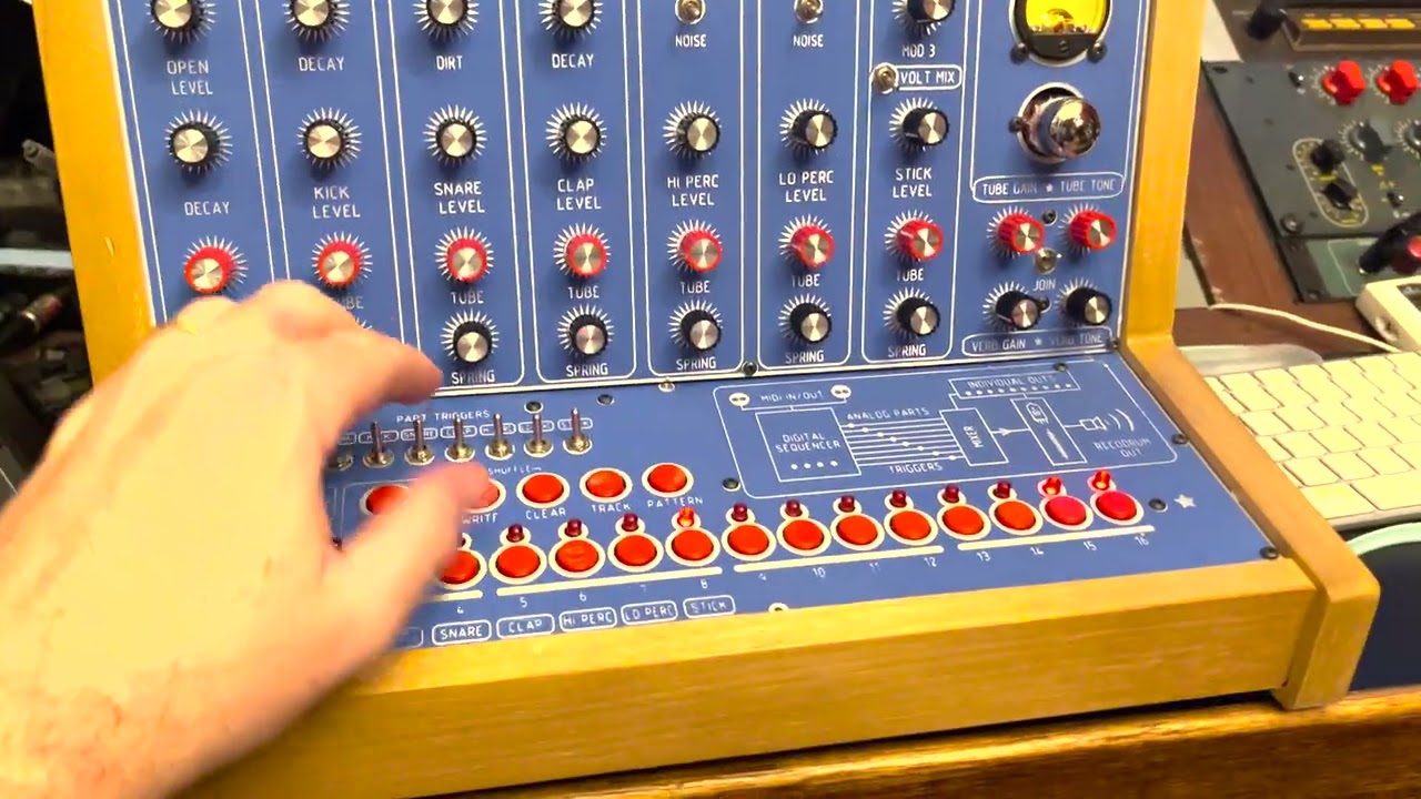 RECODRUM SPRING & TUBE - SOME SOUNDS