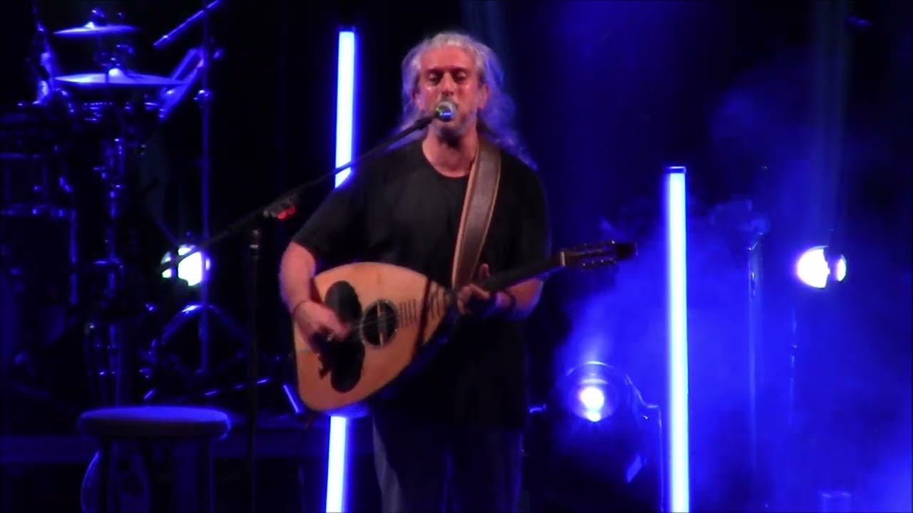 Γιάννης Χαρούλης - Κάτω απ' το μαξιλάρι @ Θέατρο Γης, 03/07/2023