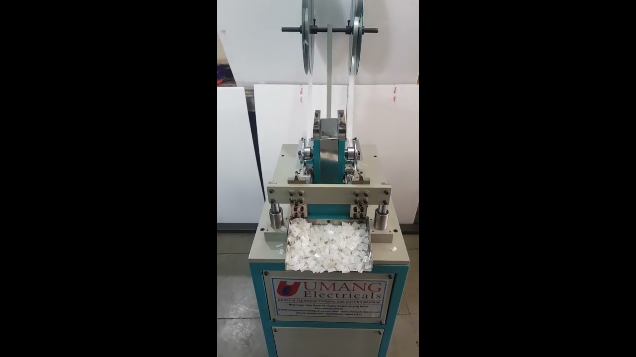 Wedge forming and cutting machine