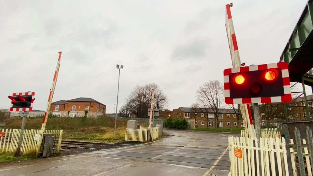 Holmes Junction Level Crossing, South Yorkshire