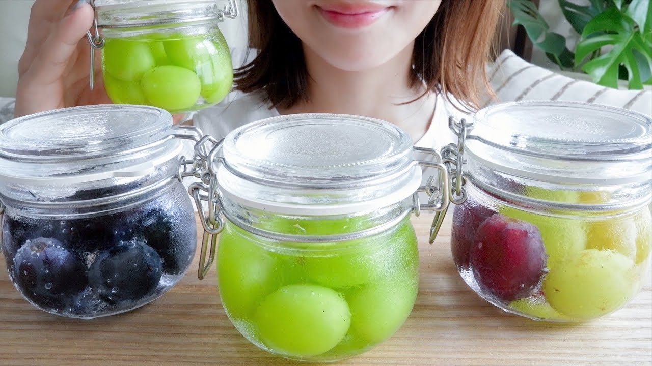 【咀嚼音】ぶどうの炭酸漬けがしゅわしゅわ弾けて美味しすぎた【ASMR/EATINGSOUNDS】