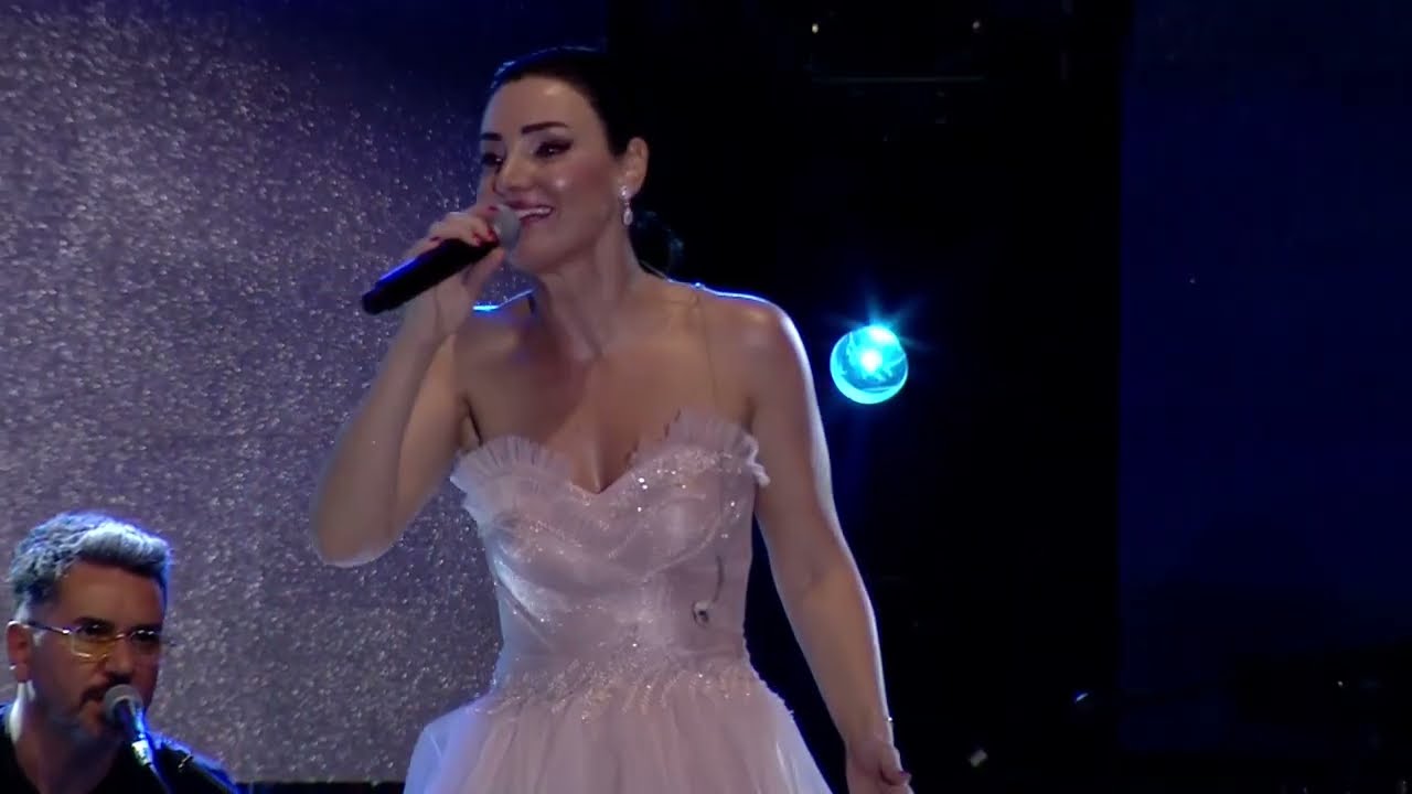 Sevcan Orhan - Şafak Söktü Sunam Uyanmaz