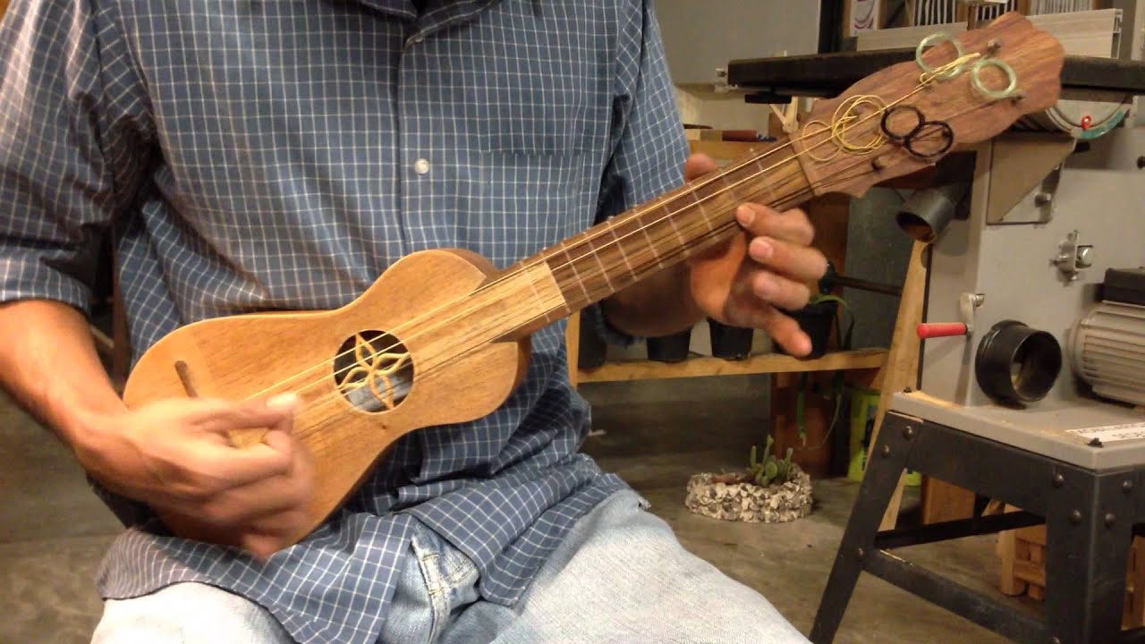 Requinto punteador estilo barroco