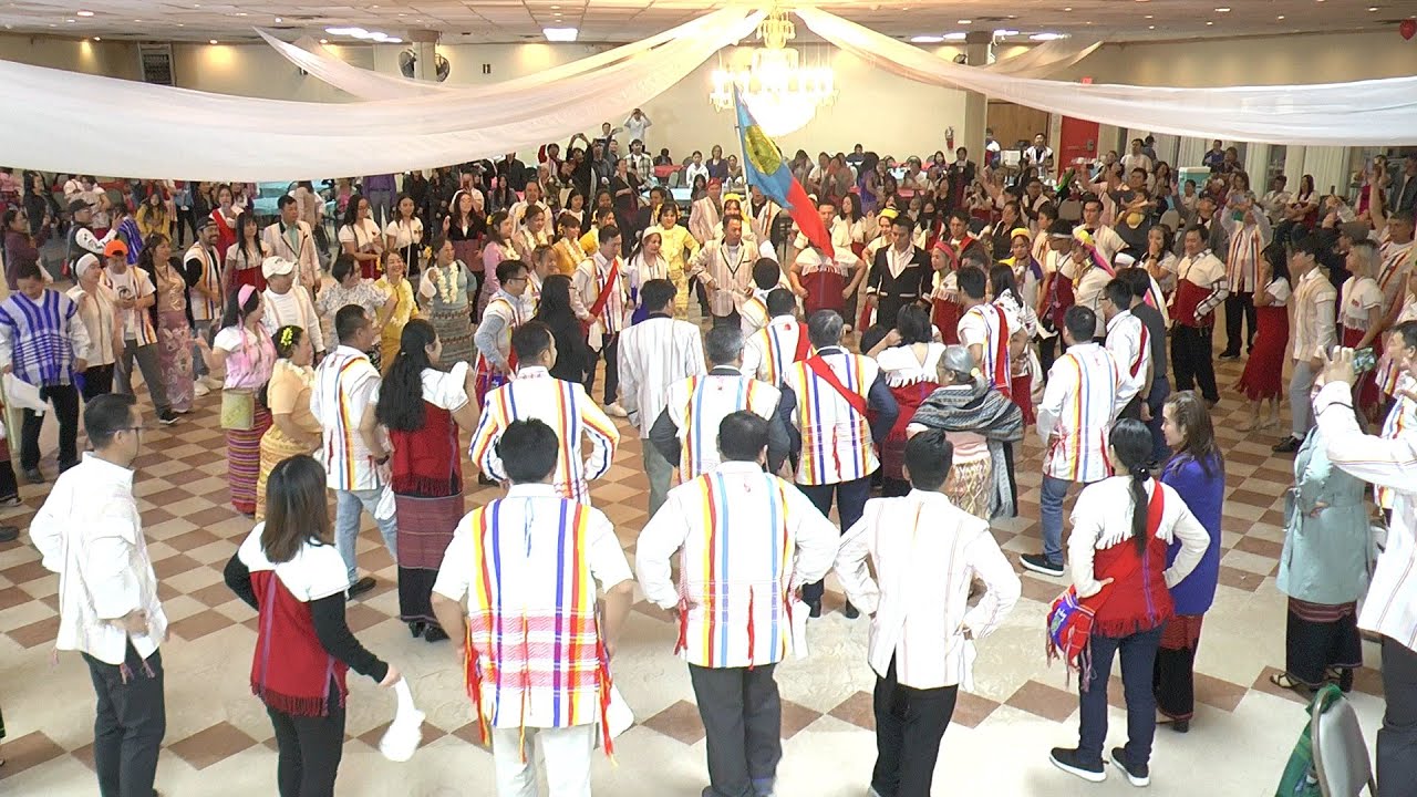 Kayan Traditional Group Dance