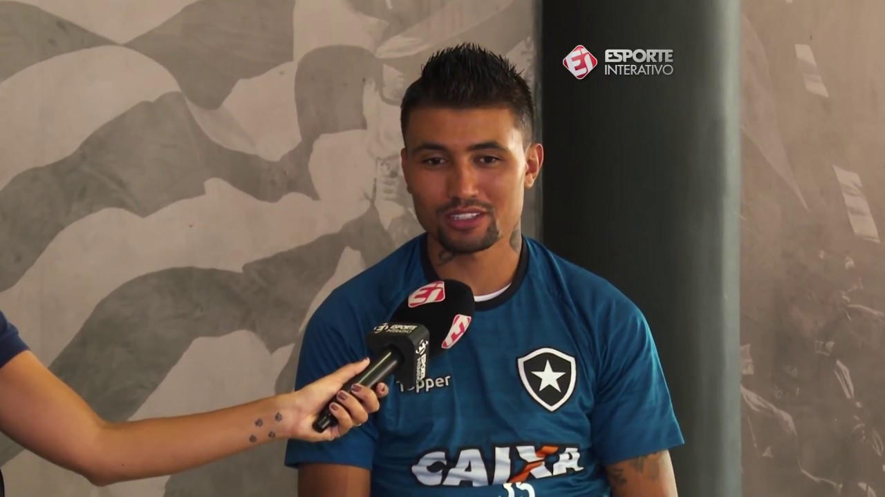 Início de Kieza no Botafogo é marcado por gols