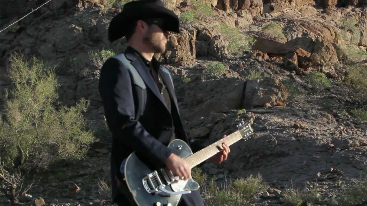 Roger Clyne & The Peacemakers - Love is the Road