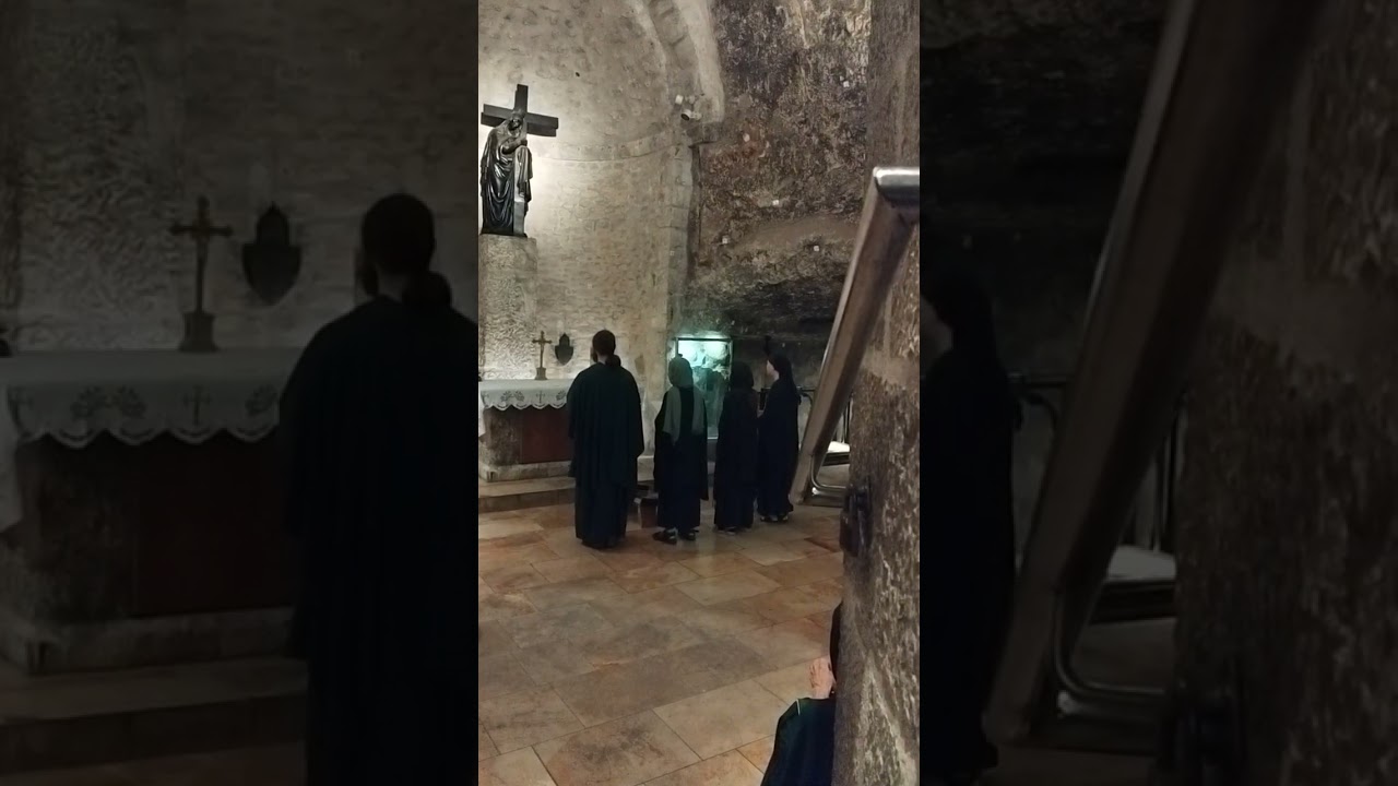 Jerusalén. Iglesia del Santo Sepulcro. Coros Armenios II