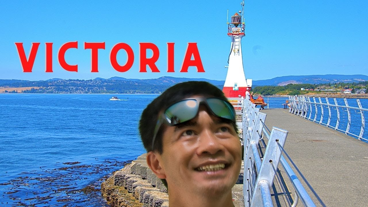 BRITISH COLUMBIA TOURIST ATTRACTION.  The Lighthouse Breakwater, Victoria British Columbia Canada