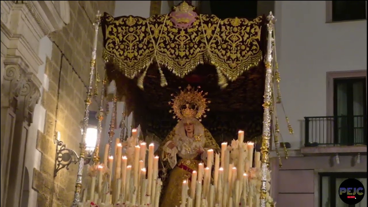 Virgen de la Amargura recogida Semana Santa Cádiz 2025 Domingo de Ramos