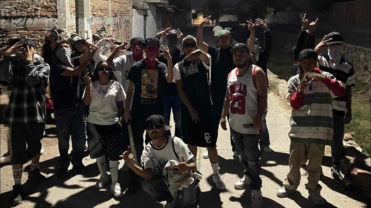El Mayo x Meñas Lokote x El Joker -Seguimos De Locos - (Vídeo Oficial)