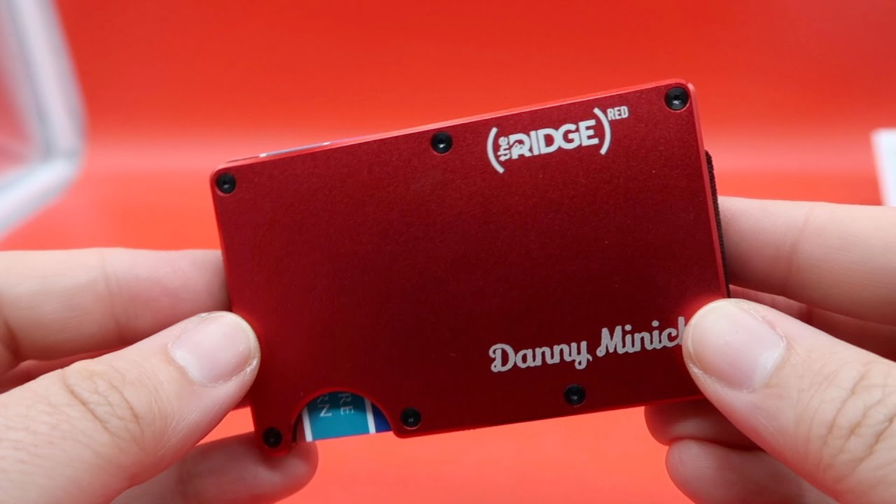 I Got My Hands on a Ridge Wallet with AirTag Money Clip - The Ultimate Everyday Carry! 🚀