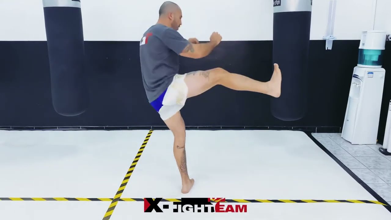 Chute girat&oacute;rio em salto passo a passo! muay Thai boxe kickboxing