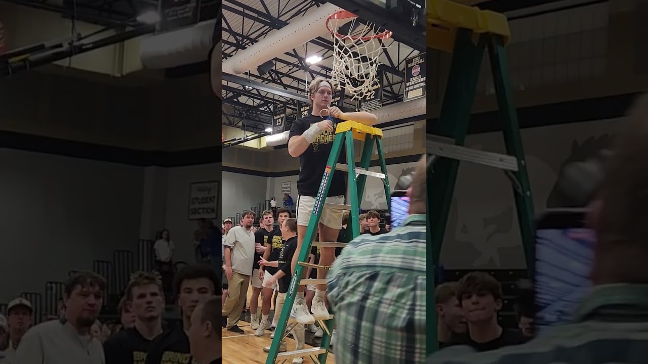 Cutting the nets after winning Sub-State, Loretto Mustangs over Huntingdon 49-40