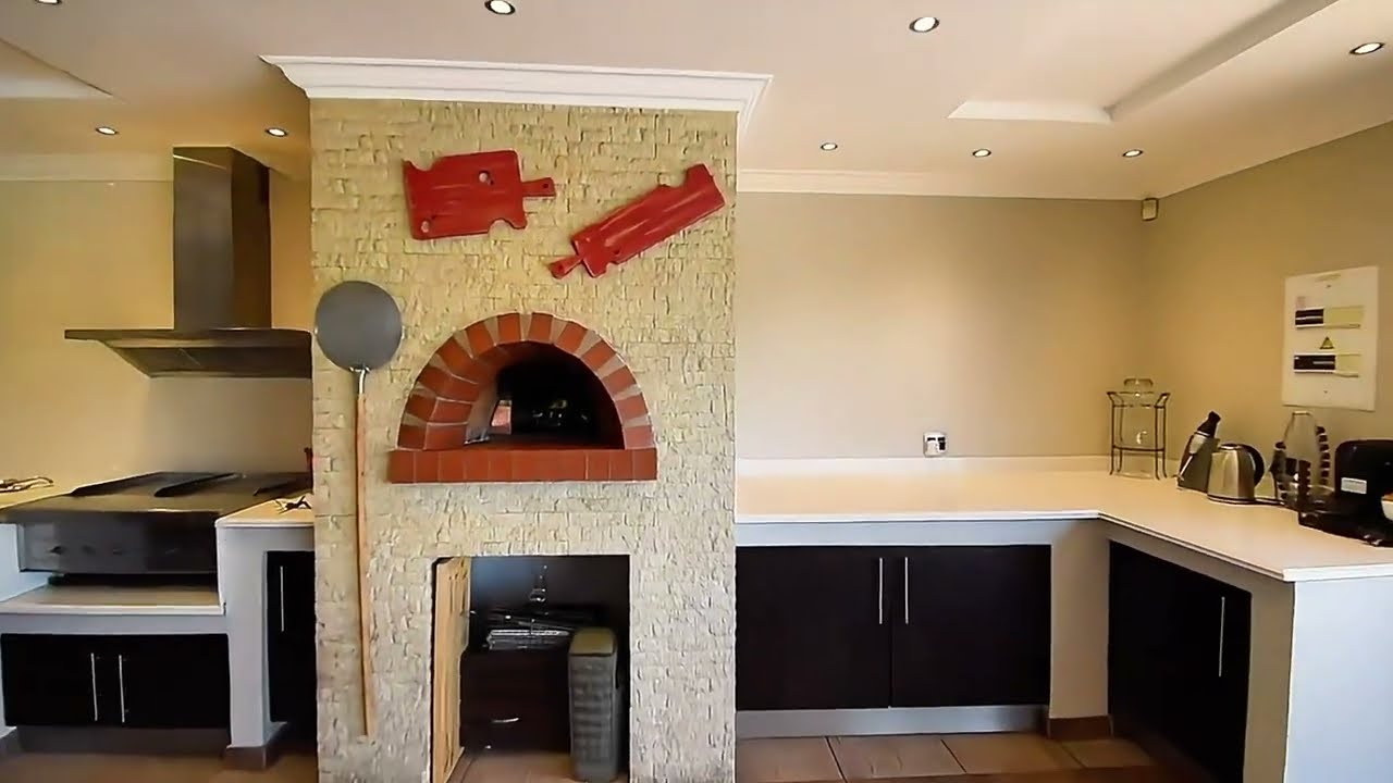 Sophisticated Family Estate in Blue Saddle Ranches for Sale R 9 995 000