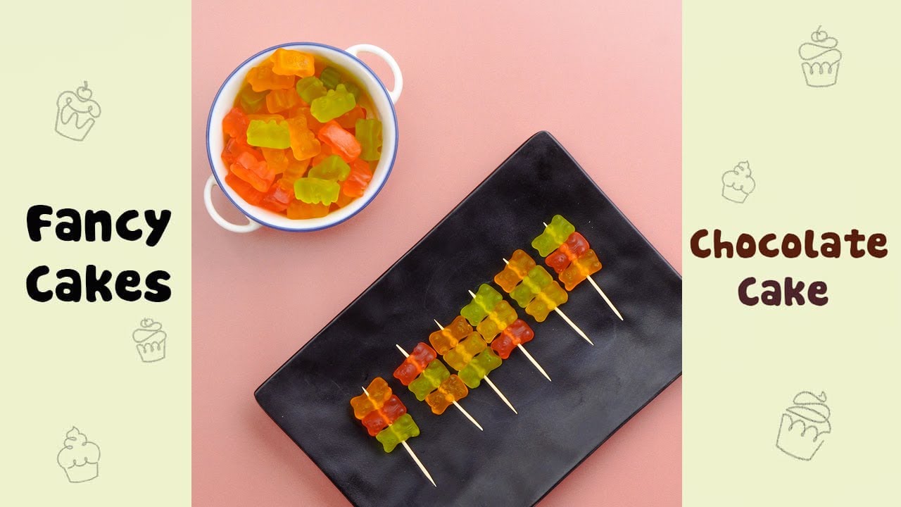Gummy Candy Cupcake Decorating Idea #shorts#yumupcakes
