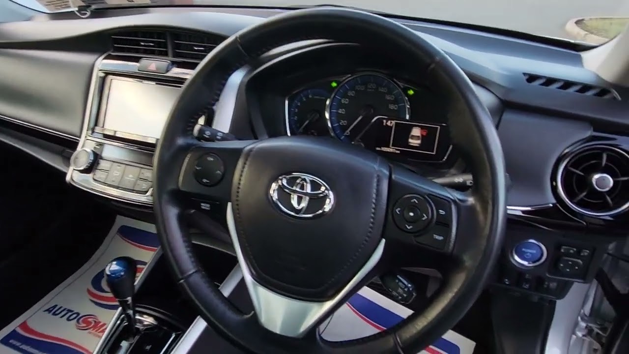 Toyota Corolla Axio 2018 @carlanddublin8293 ☎️01-8623860 Ext 1 (sales)