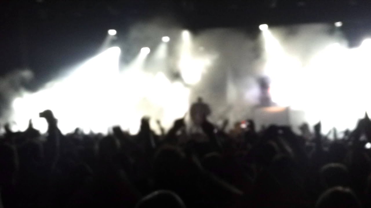 Deichkind Mannheim 11.03.2012 - Illegale Fans