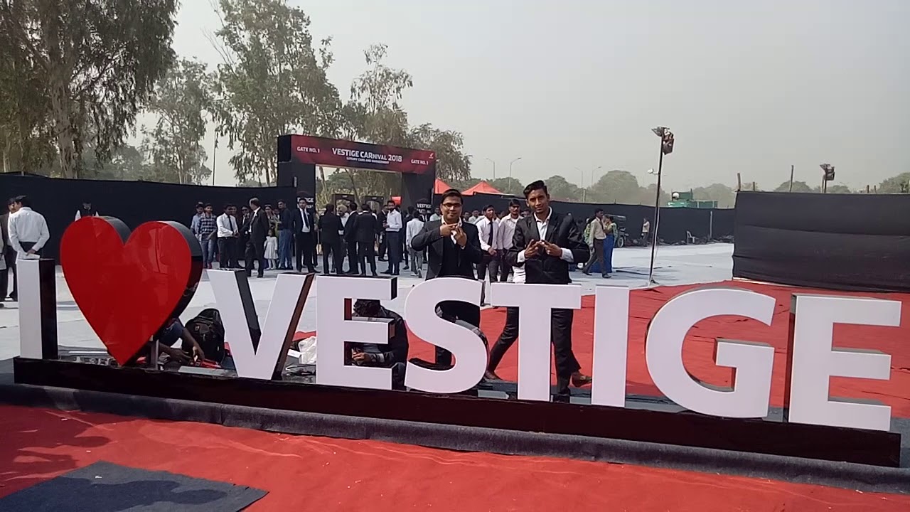 Vestige carnival program