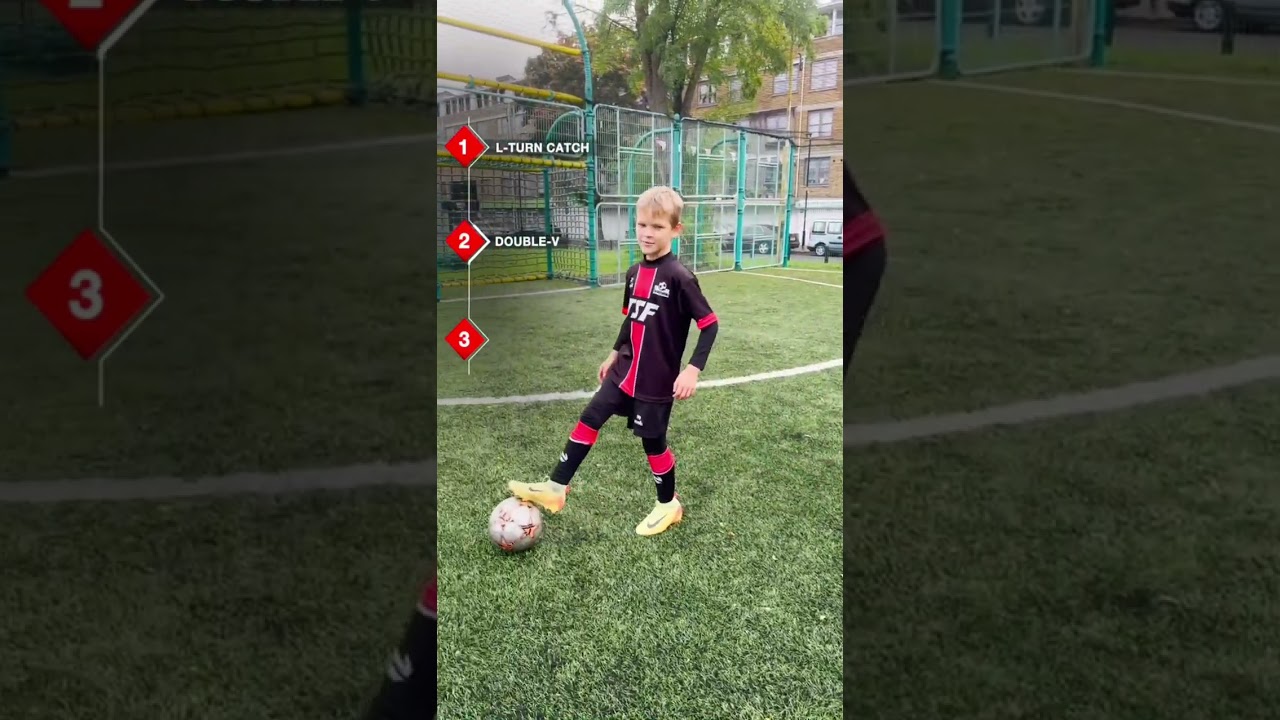 Rate this skill combination out of 10 👀😮&zwj;💨 #thestreetzfootball #football #skill #tekkers