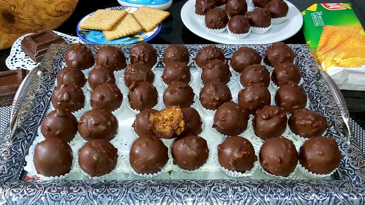 كعابر الشكلاطة🍫 بالبسكويت واللوز بدون فرن بنة لاتقاوم😋تستحق التجربة من حلويات التونسية🇹🇳🇹🇳