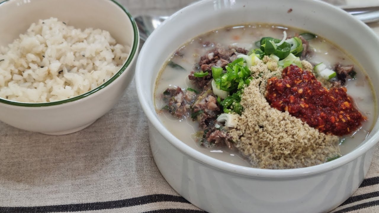 순대국집 사장님 비상! 사골곰국 한 팩으로 5분 만에 완성하는 얼큰 순대국밥