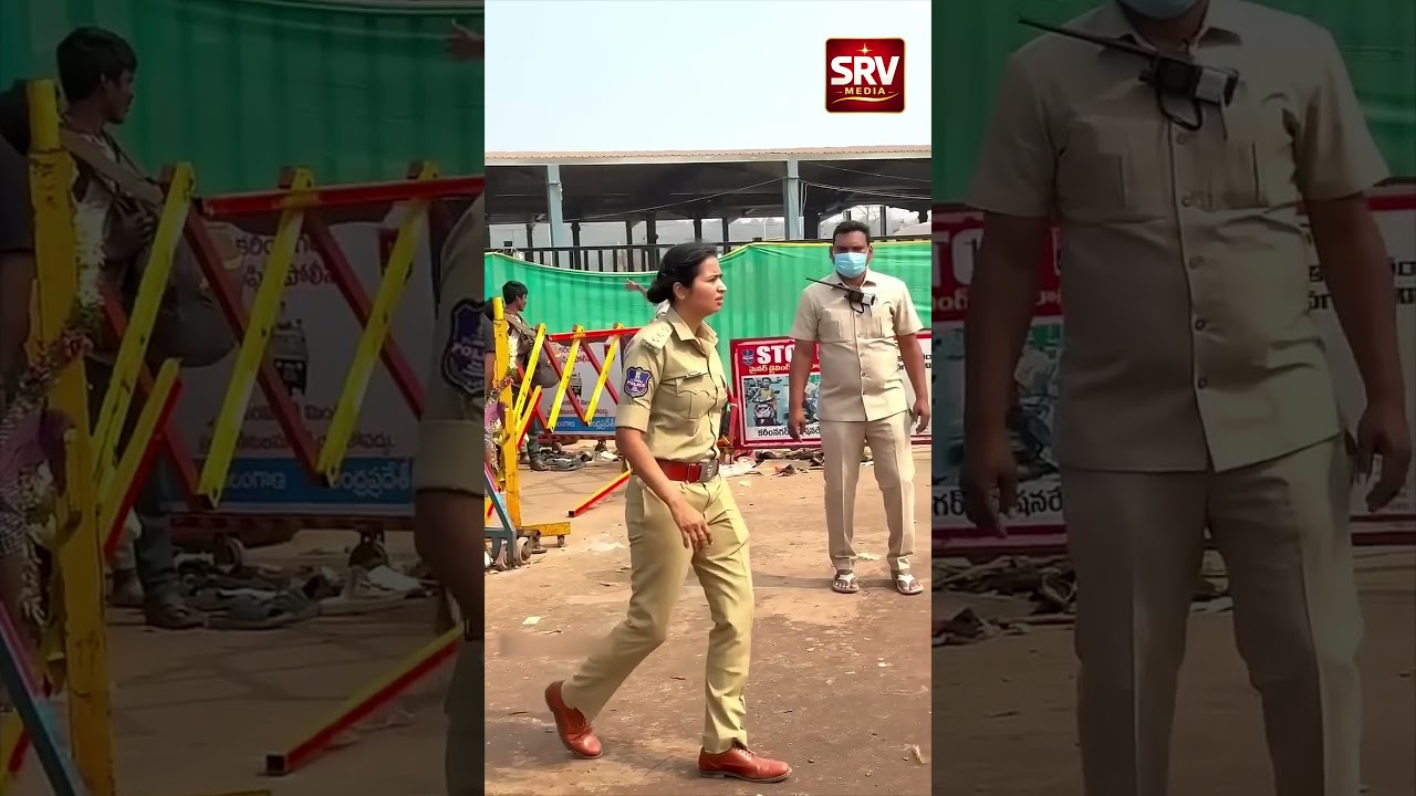 IPS Vasundhara Yadav at Medaram Jathara : #shorts #srvmedia