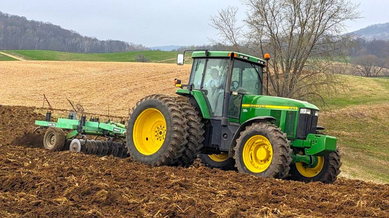 Чизельная вспашка с John Deere 7810! (Весенняя обработка почвы 2023)