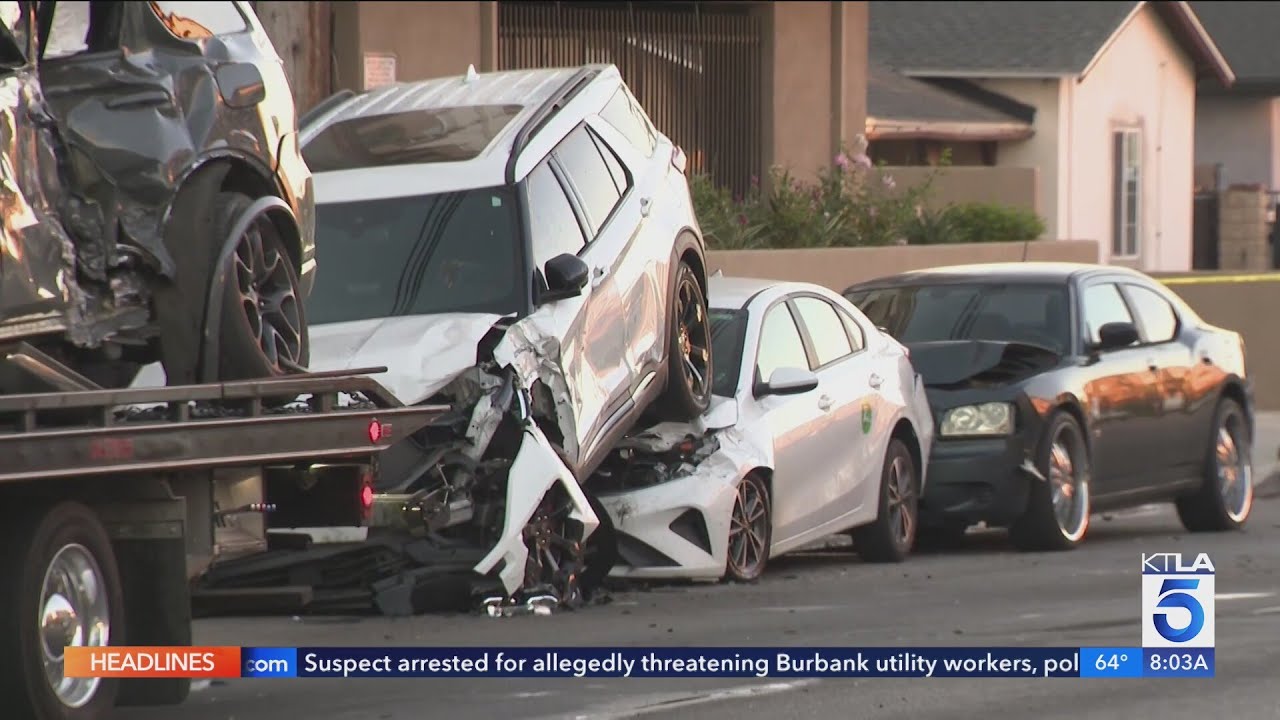Pursuit suspect slams into unsuspecting driver in Reseda