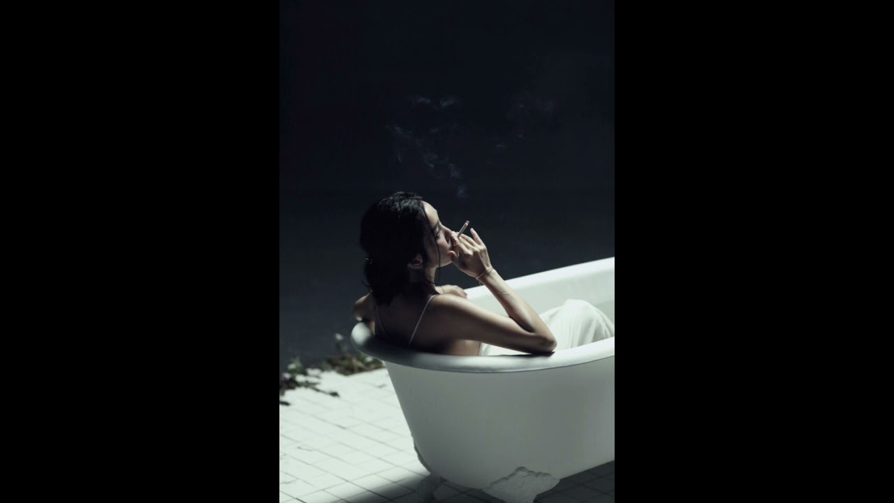 謝安琪 - 人妻的偽術 純音樂伴奏