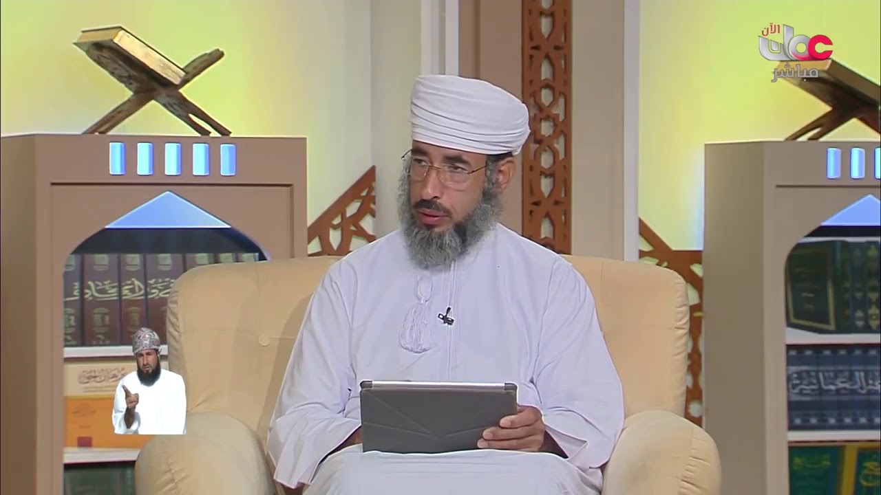 وصلوا المسجد الحرام وهم لم يصلوا المغرب فأقيم لصلاة العشاء