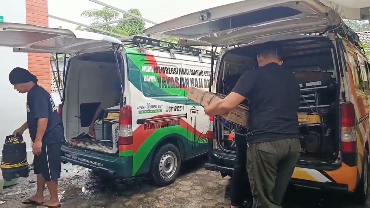 PAMITRA & MASJID JOGOKARIYAN Kegiatan bersih masjid menyongsong Ramadhan di Masjid Miftahul Jannah