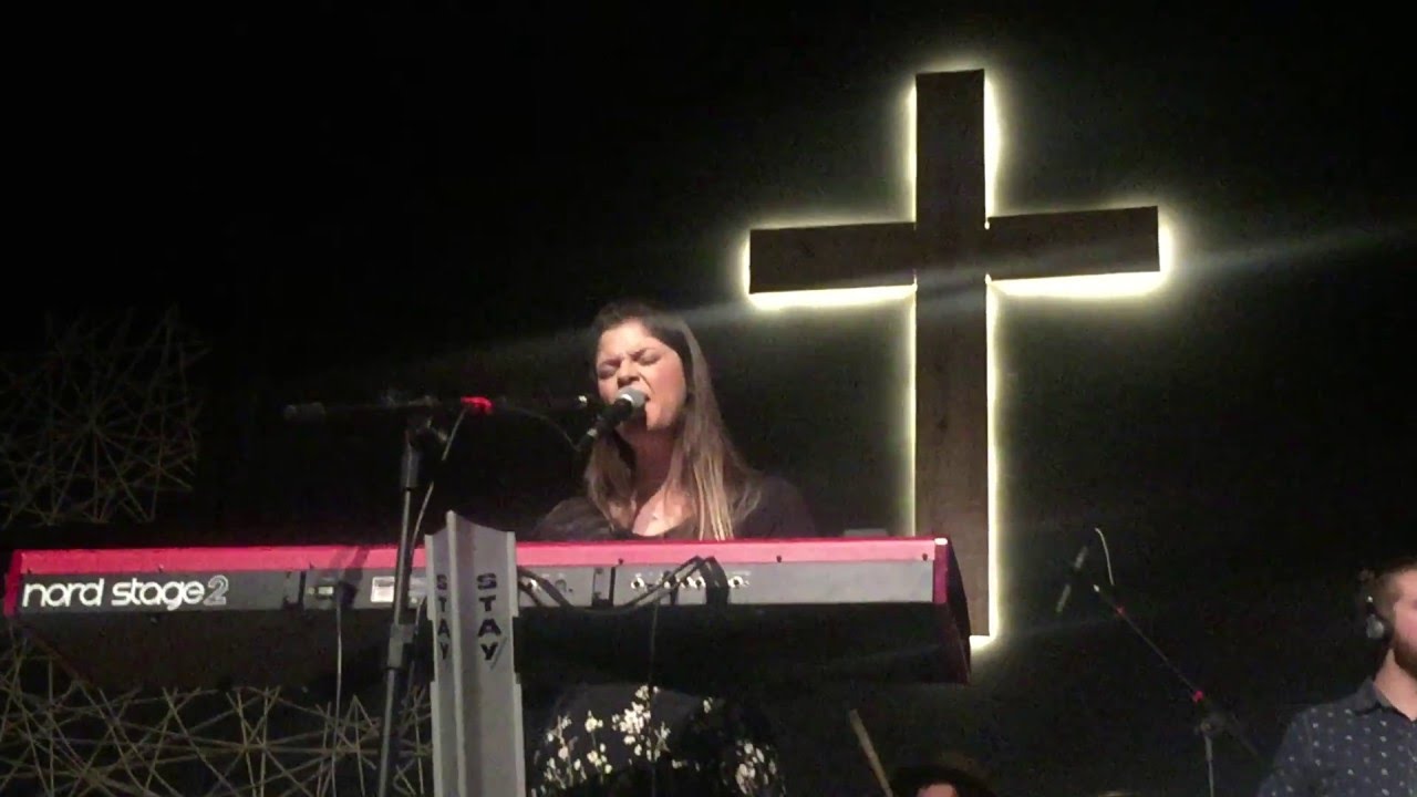 Laura Souguelis: Veio o Teu amor - Love7 Festival