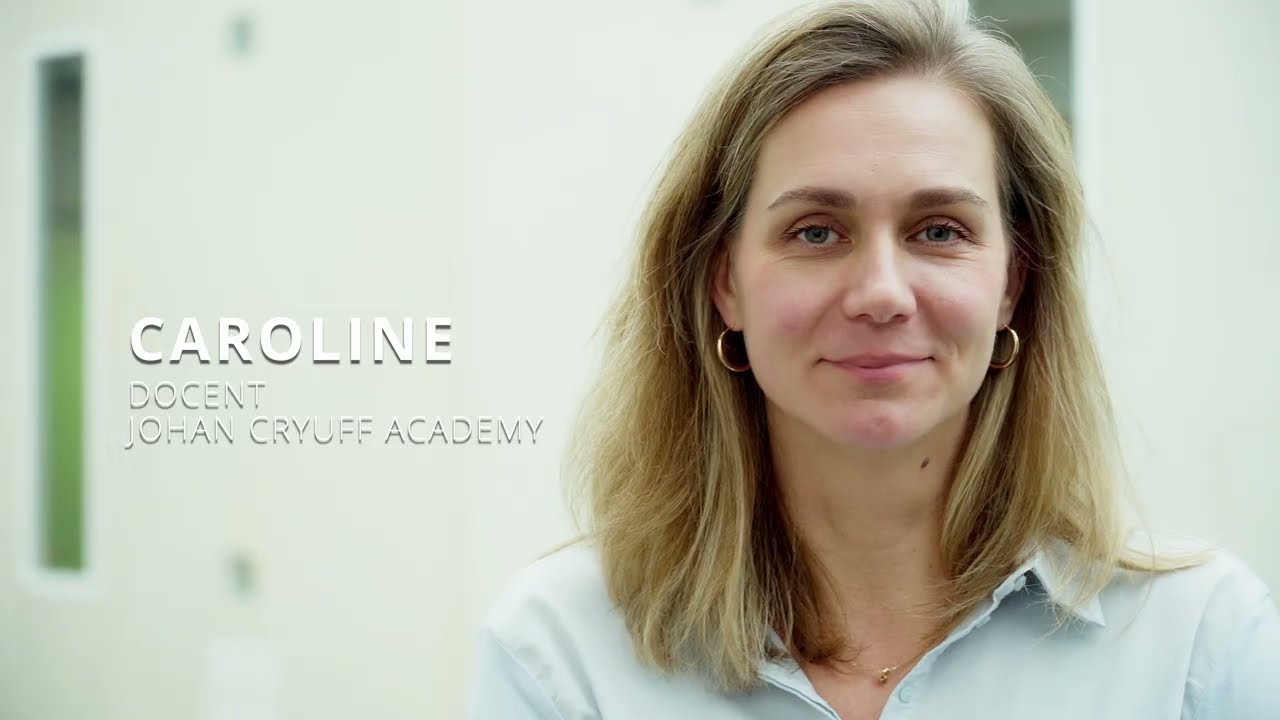 Docent Caroline over de hbo-opleiding SPECO Sportmarketing aan de Johan Cruyff Academy