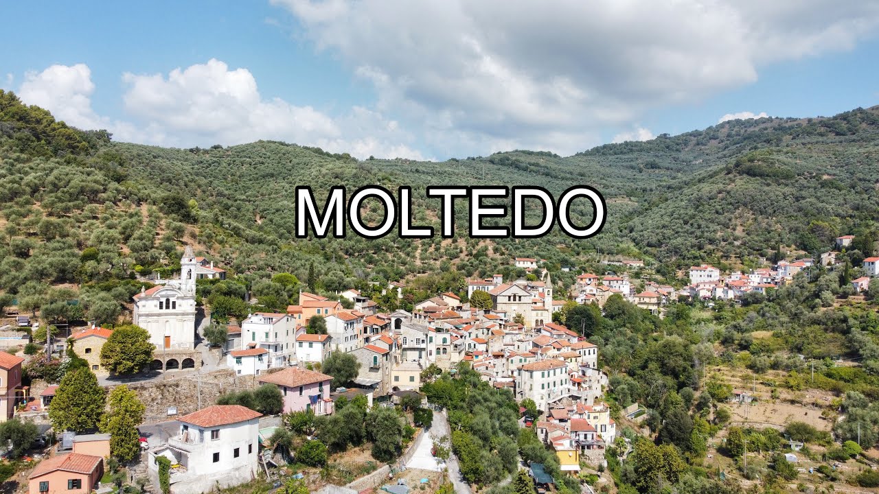 Moltedo - Un volo sopra il Borgo