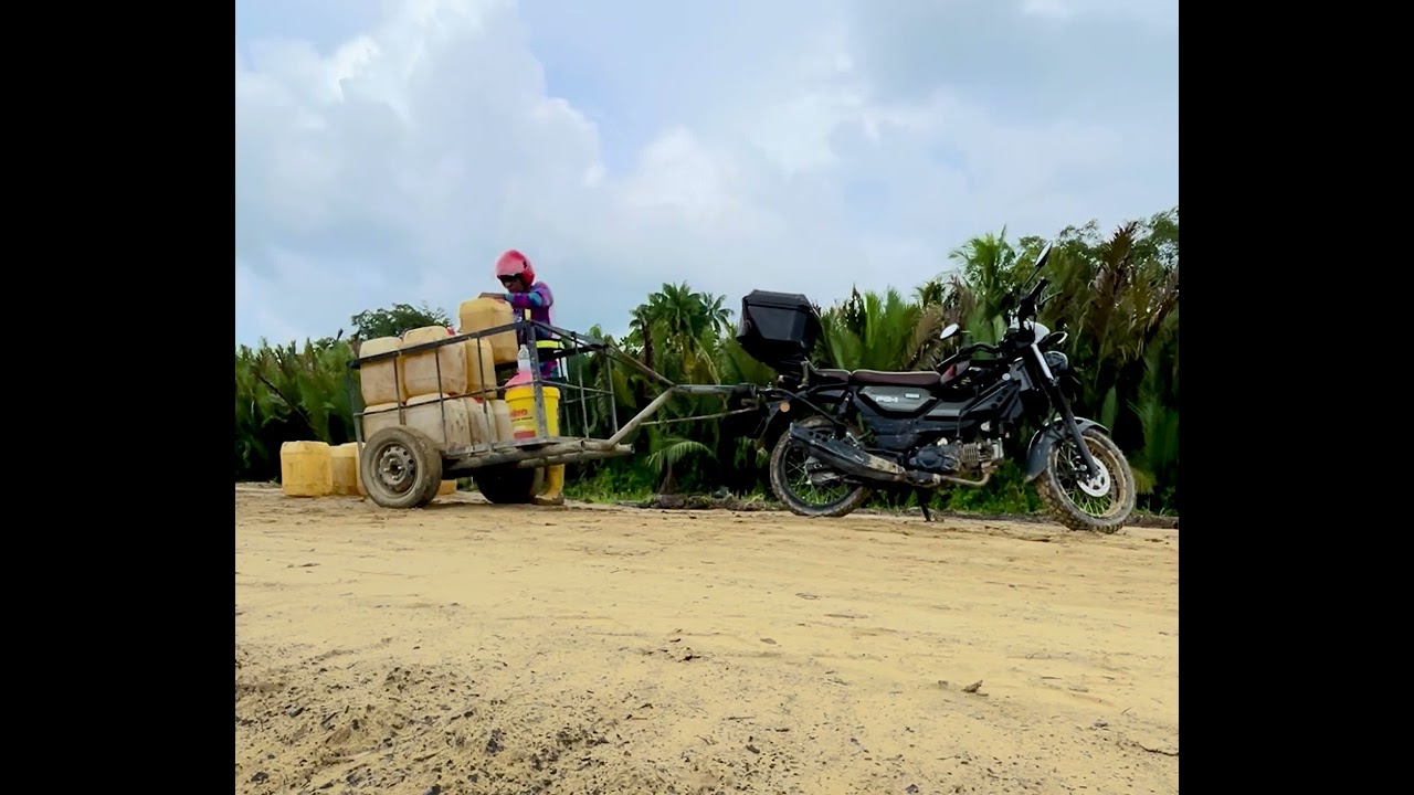 PG-1 •. 115’cc. YAMAHA on Sand Road 