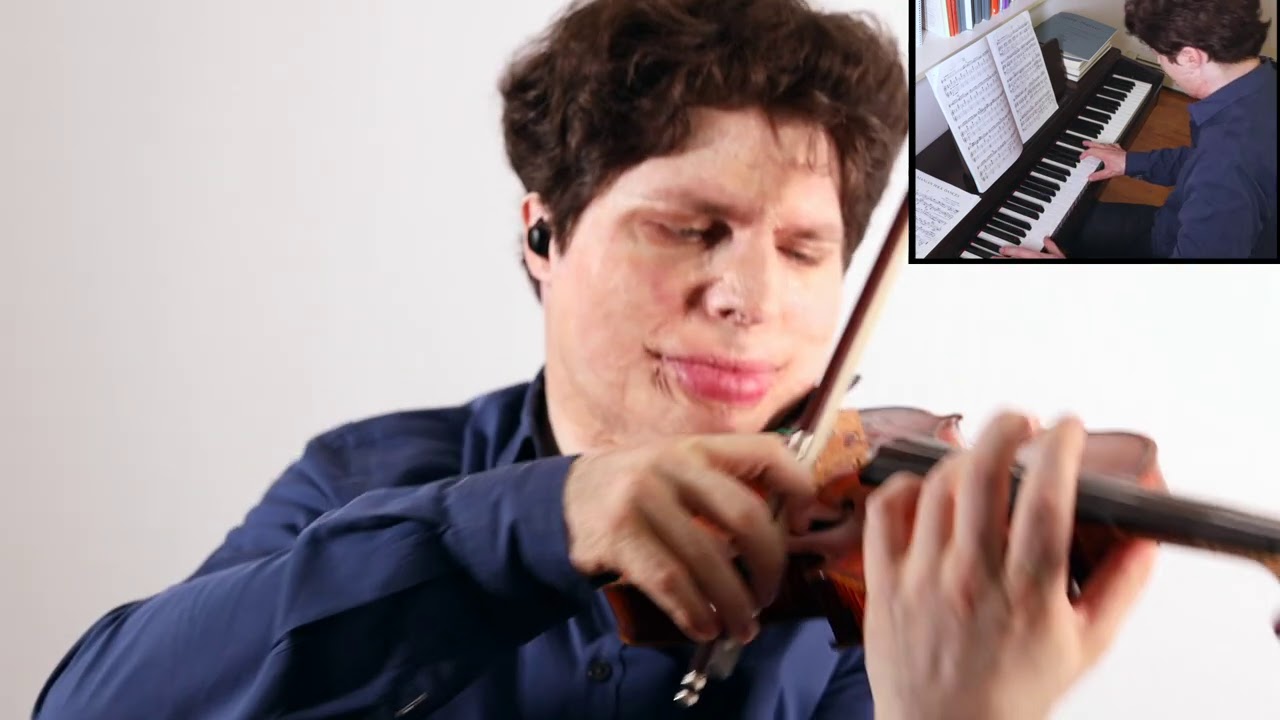Augustin Hadelich plays Bartók Romanian Folk Dances