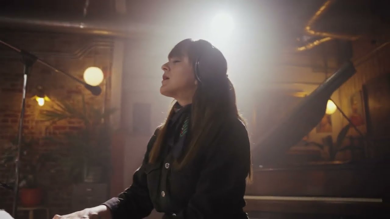 Rachel Eckroth performs Pablo and Angela on her Vintage Vibe Piano @VintageVibePiano