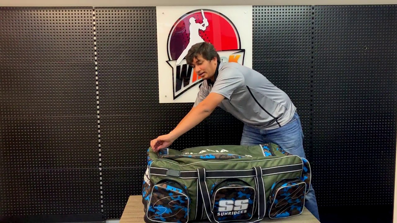 SS TON Gladiator Wheelie Cricket Kit Bag