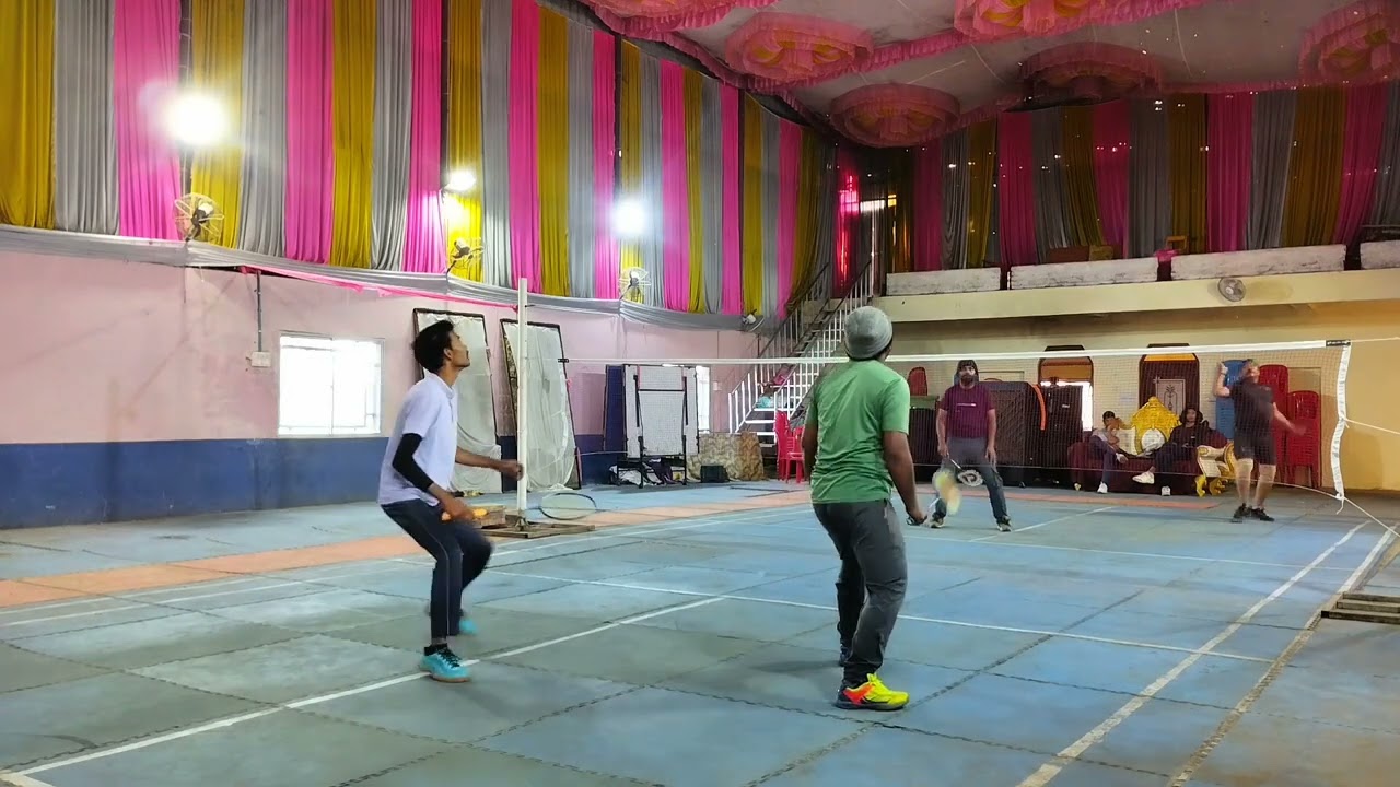 jump smash😱 badminton