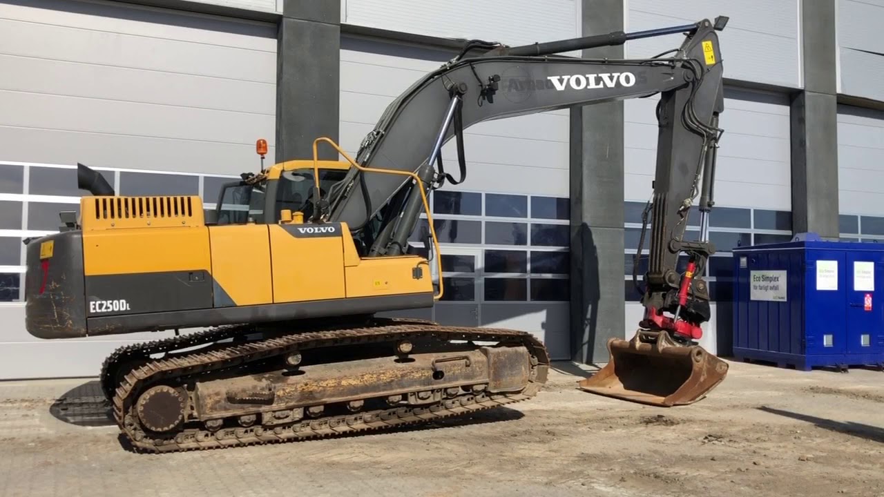 K&ouml;p Bandgr&auml;vare Volvo EC250D p&aring; Klaravik