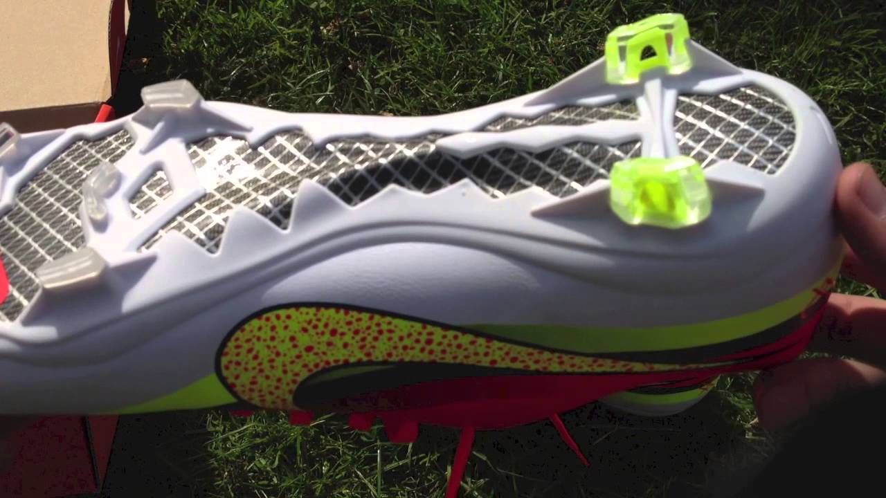 Nike Mercurial Vapor IX Unboxing // Cristiano Ronaldo boots // HD 2013