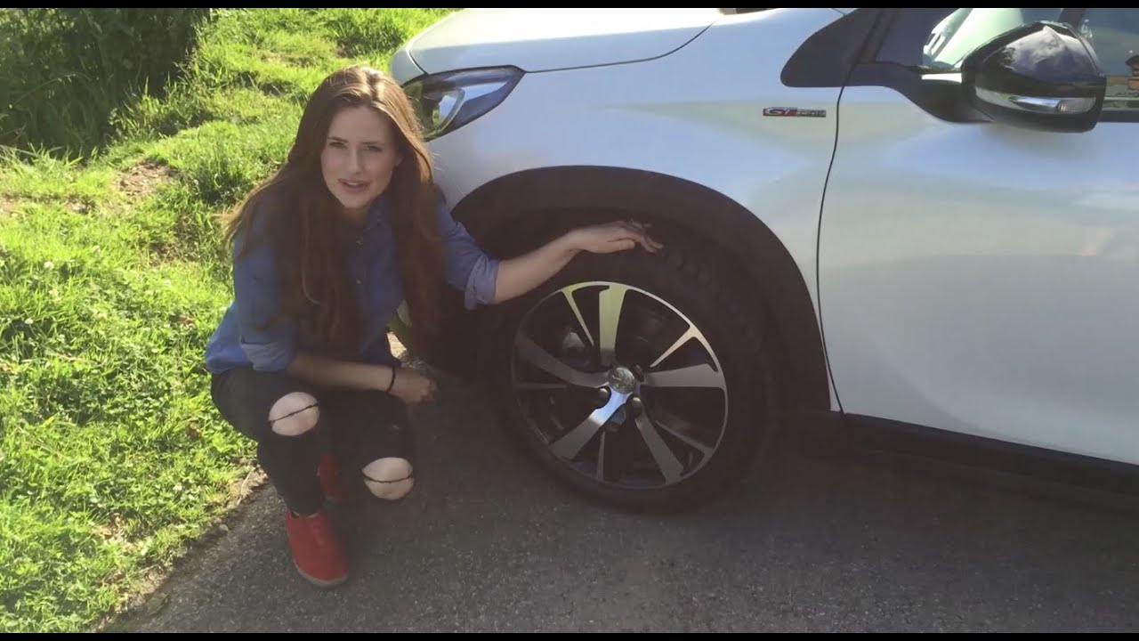 A Review of the New 2016 Peugeot 2008 Compact SUV GT