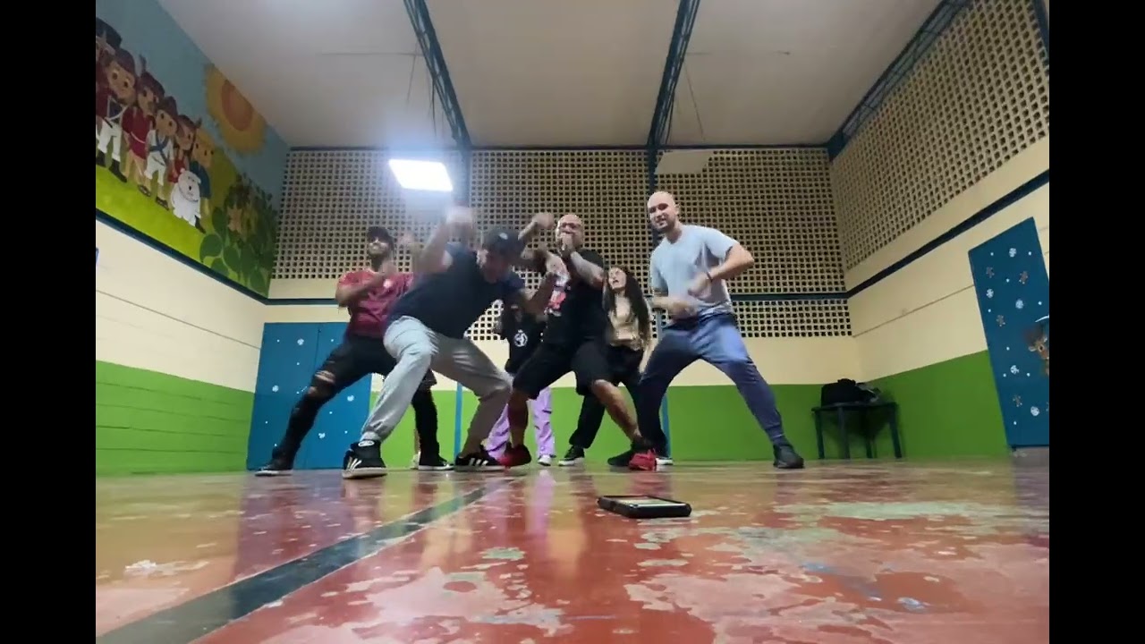 Ensayos con mis brothers tema Aquí están  Zona 7 INEVITABLES 