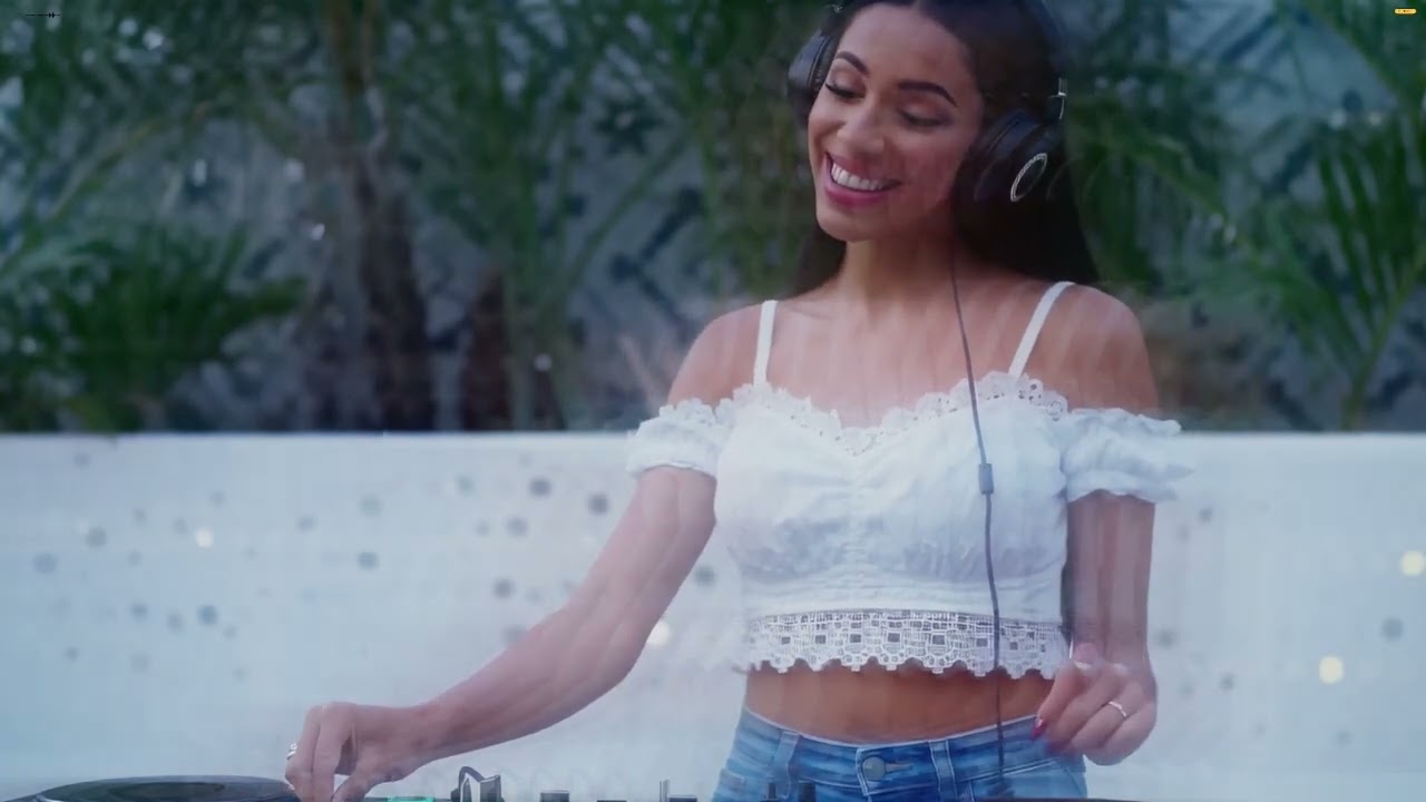 KO PERGI DENGAN DUNIA BARU, SA TERTINGGAL SENDIRI🎵 #dj2025 #viral